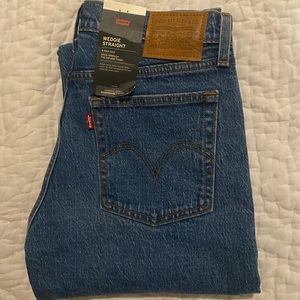 Levi’s Wedgie Straight 29x30 NWT